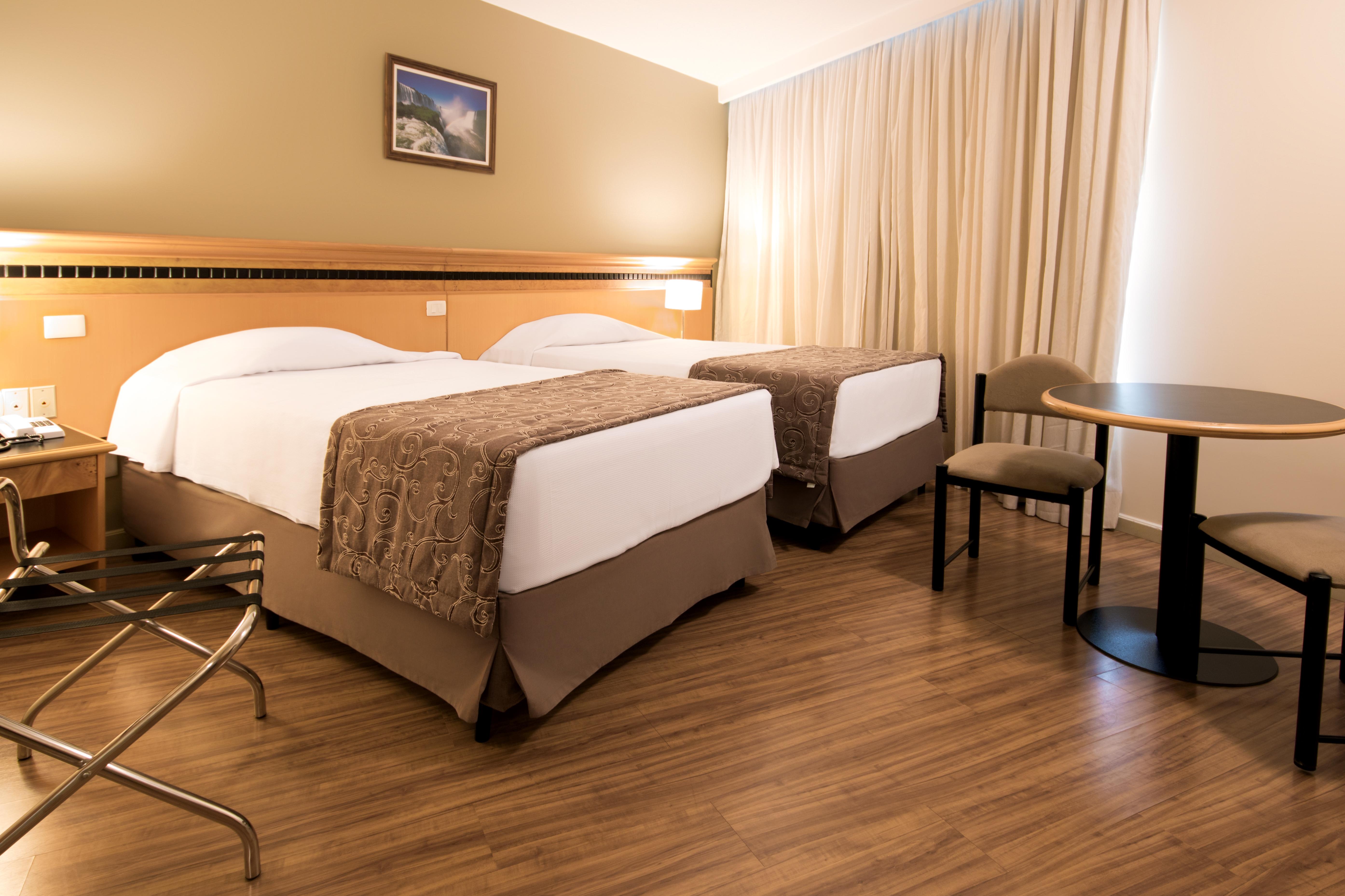 Hotel Golden Park Internacional Foz & Convencoes By Nacional Inn Foz do Iguacu Exterior photo