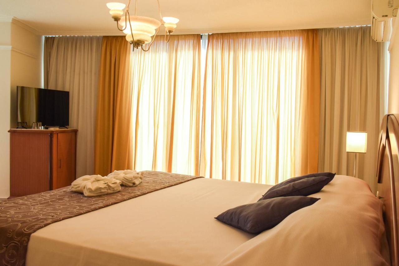 Hotel Golden Park Internacional Foz & Convencoes By Nacional Inn Foz do Iguacu Exterior photo